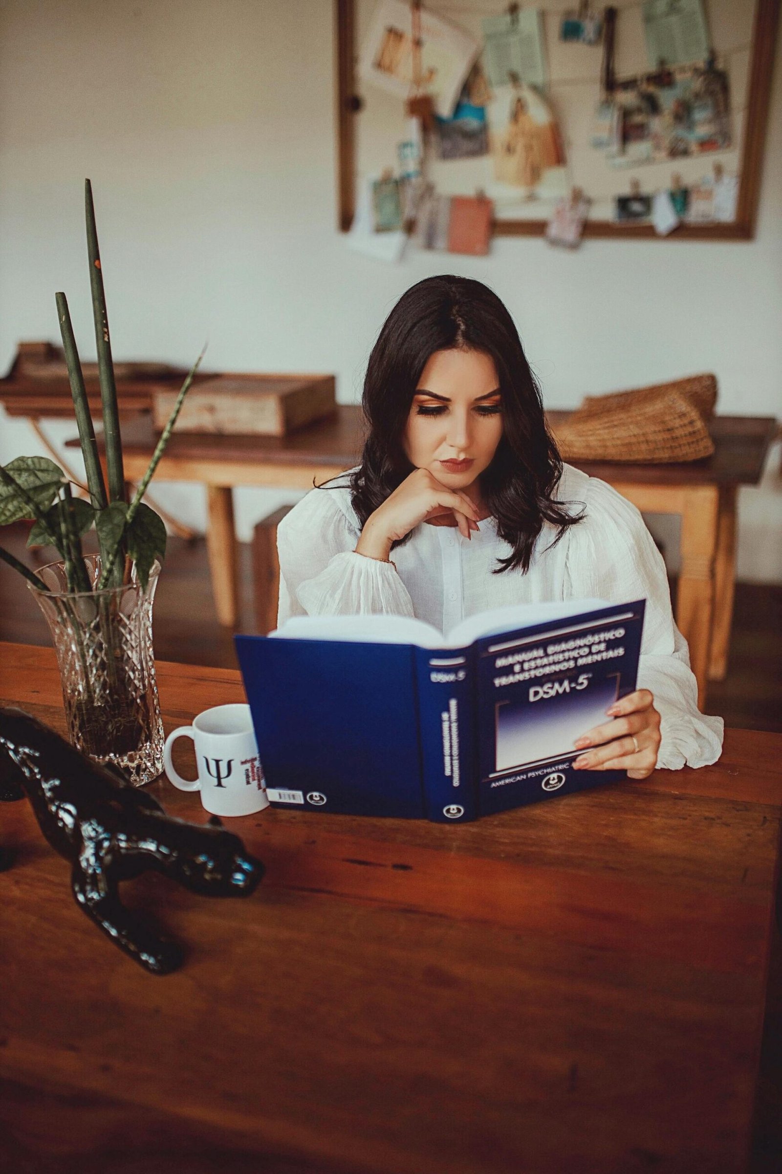 7 Key Insights on OCD and Related Disorders from a Therapist