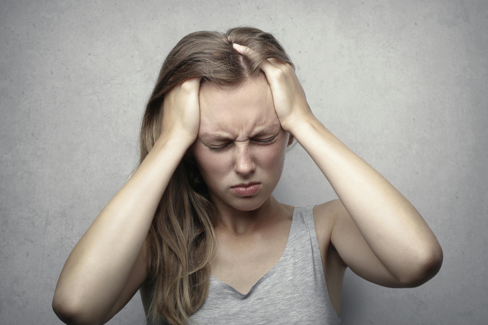 OCD: 5 Ways Intrusive Thoughts Can Lead to Panic Attacks